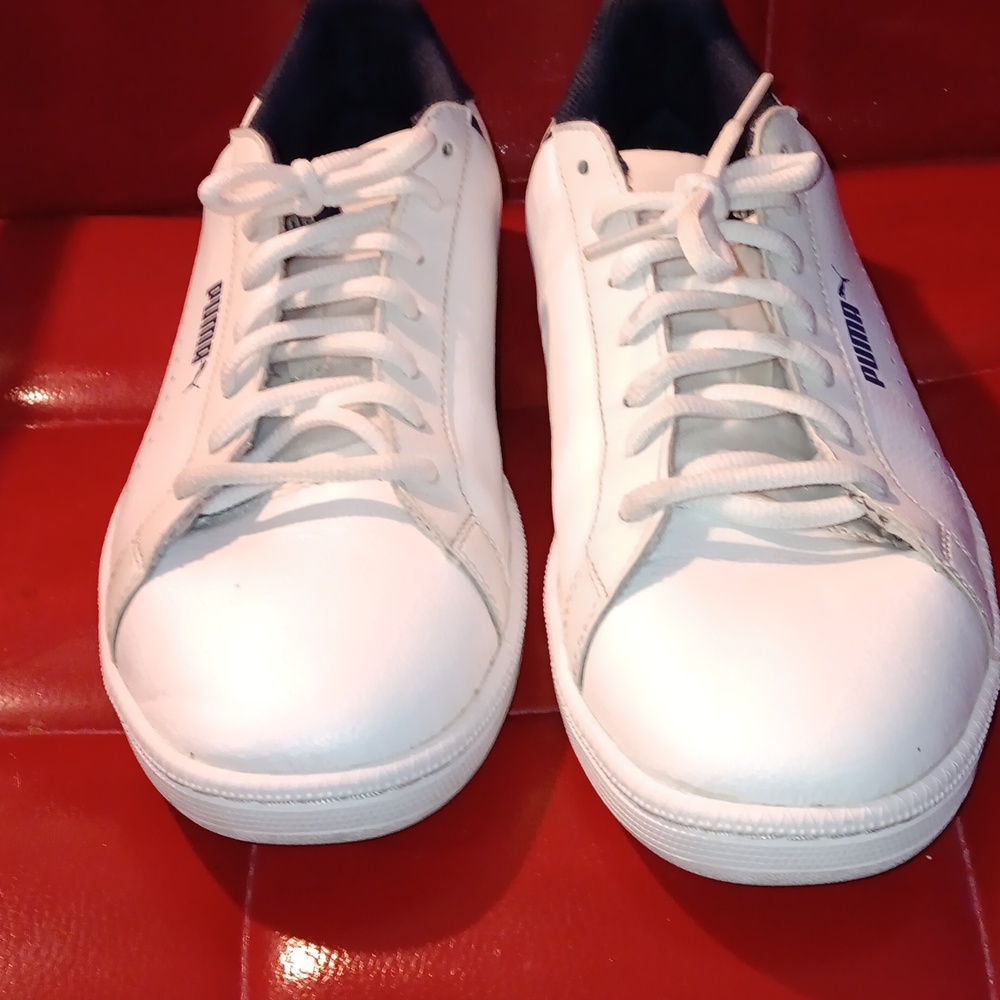 PUMA SNEAKERS